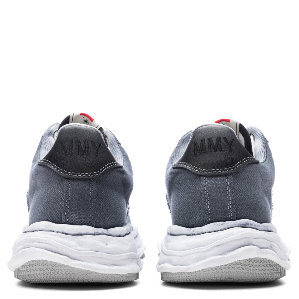 Wayne Low Top Sneakers - Black